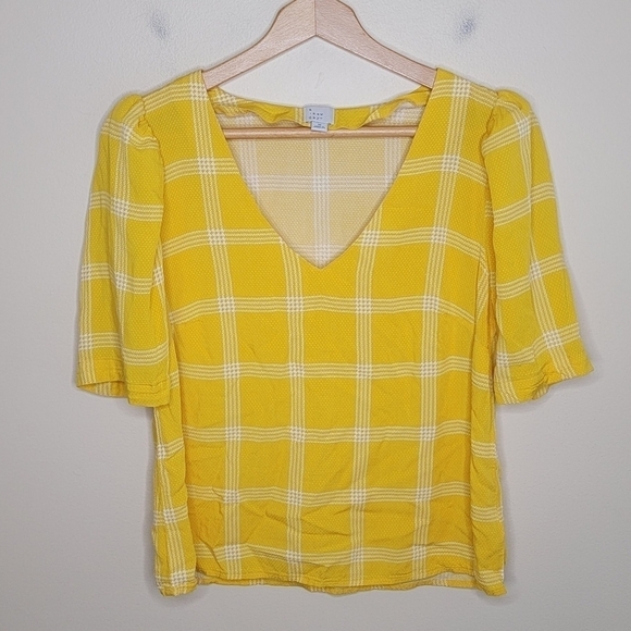 A New Day | Bright Yellow & White Grid Plaid V-neck Blouse Size Medium - Picture 6 of 6